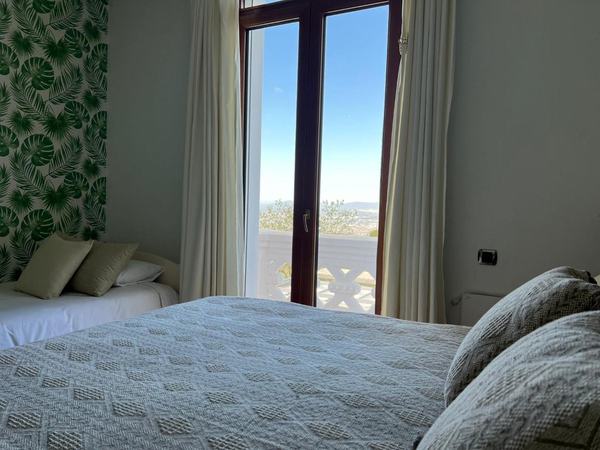 Aya House Hotel Barcelona Bagian luar foto