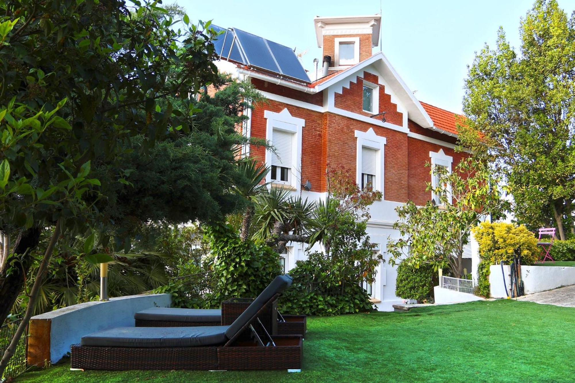 Aya House Hotel Barcelona Bagian luar foto